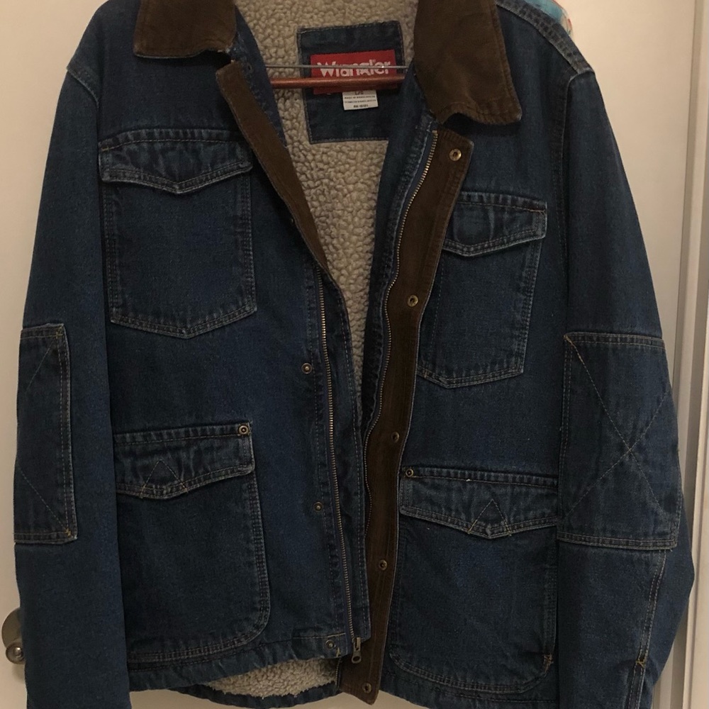 Wrangler Men’s Heavyweight Denim Blue Jean Jacket Gently Used Sized “L” Lined - Picture 1 of 14